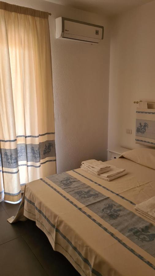 Red & Blue Rooms Olbia Exterior foto